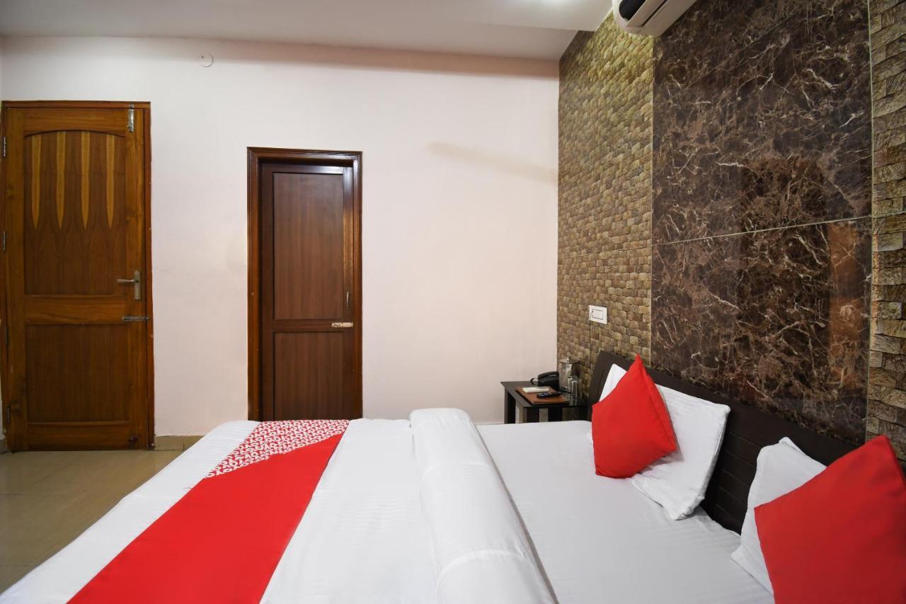 Oyo 67033 Hotel Sahil Plaza Una  Zewnętrze zdjęcie